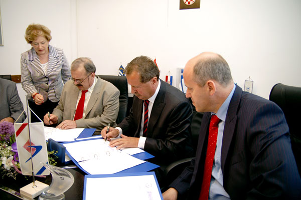 2008.05.30. Split - Potpisivanje ugovora o gradnji dva ro-ro putnička broda